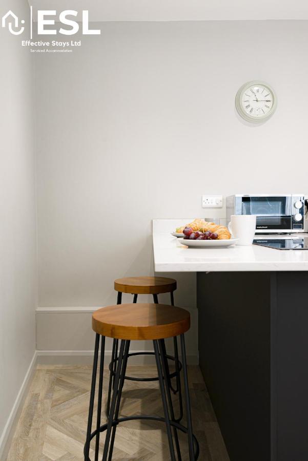 Comfy Modern 2 Bedroom Duplex Apartment With Sun Terrace Shrewsbury Exterior foto